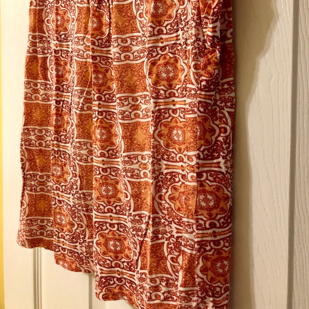 EUC! Aventura Tank Top— Medium - Picture 4 of 4